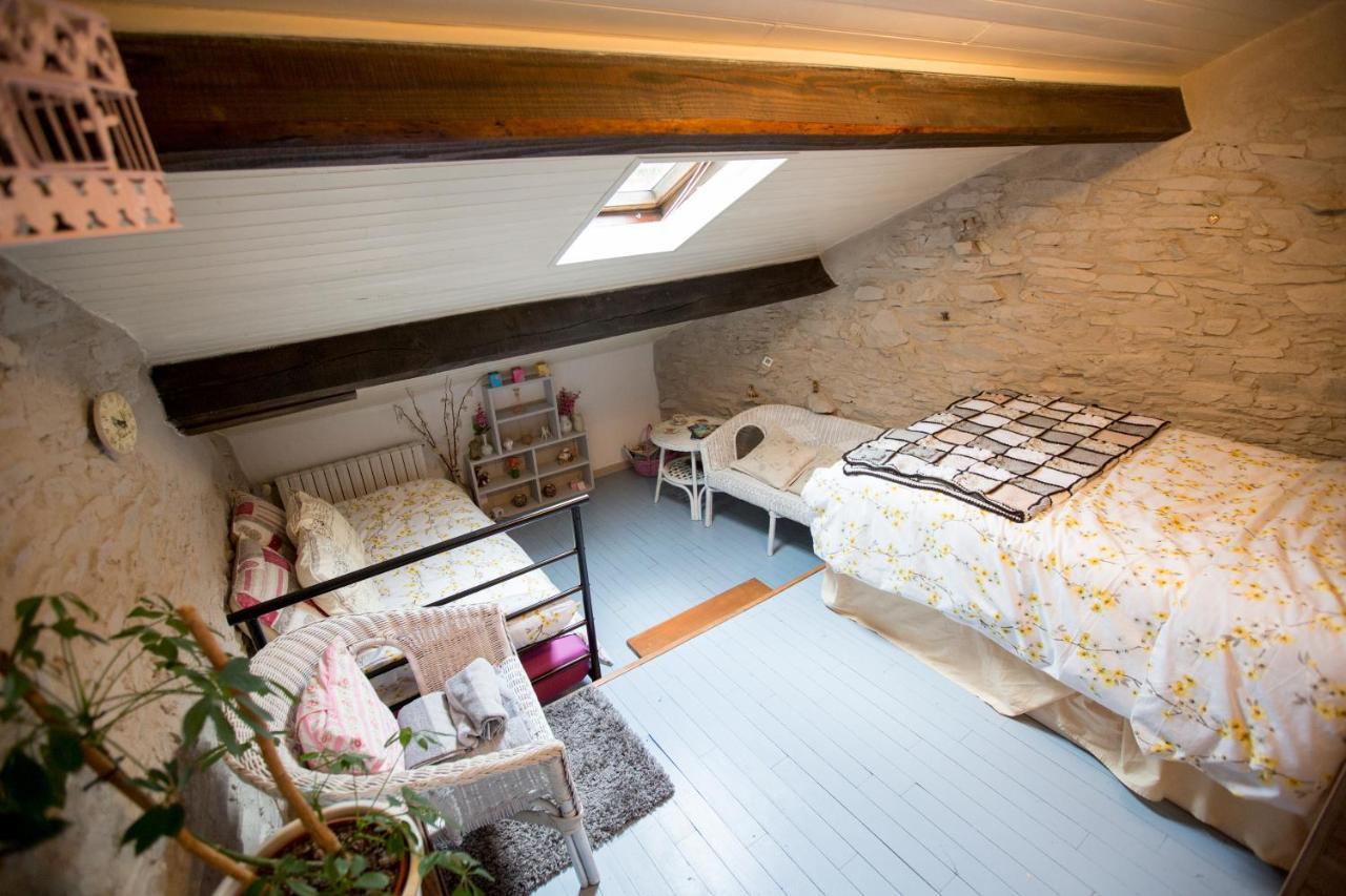 La Maison Des Fleurs Montembœuf Exterior foto